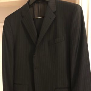 Men’s Joseph Abboud Suit